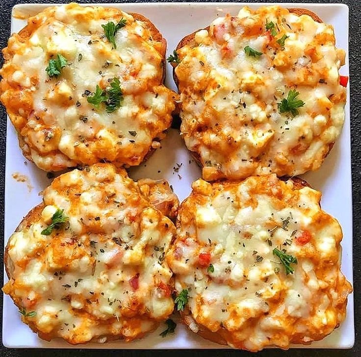 Paneer Spicy Garlic Bread